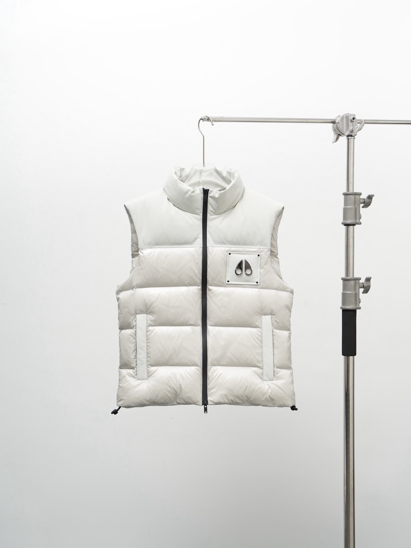 Moose Knuckles Gold Collection Nyluxe Down Vest Moose Knuckles Gold Collection Nyluxe Down Vest